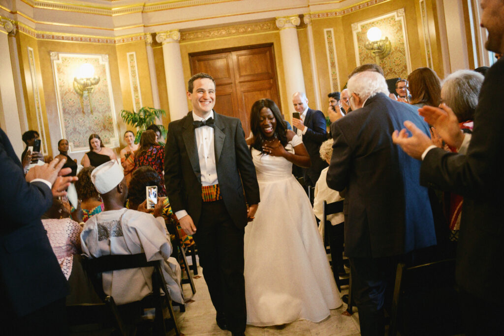 A Union Station wedding couple gets married in Washington DC